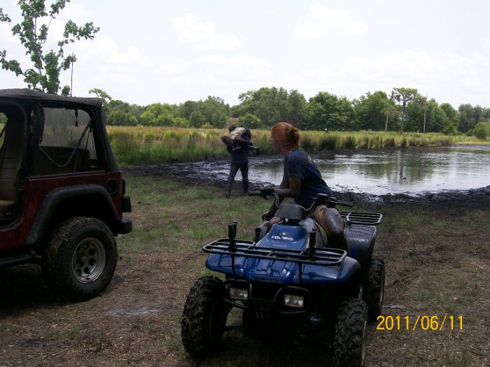 2011-Jun-11_HGR4X4_JessesBD_P1 011